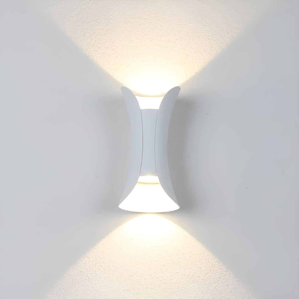 Curved Outdoor Wall Light With Up and Down Fixture