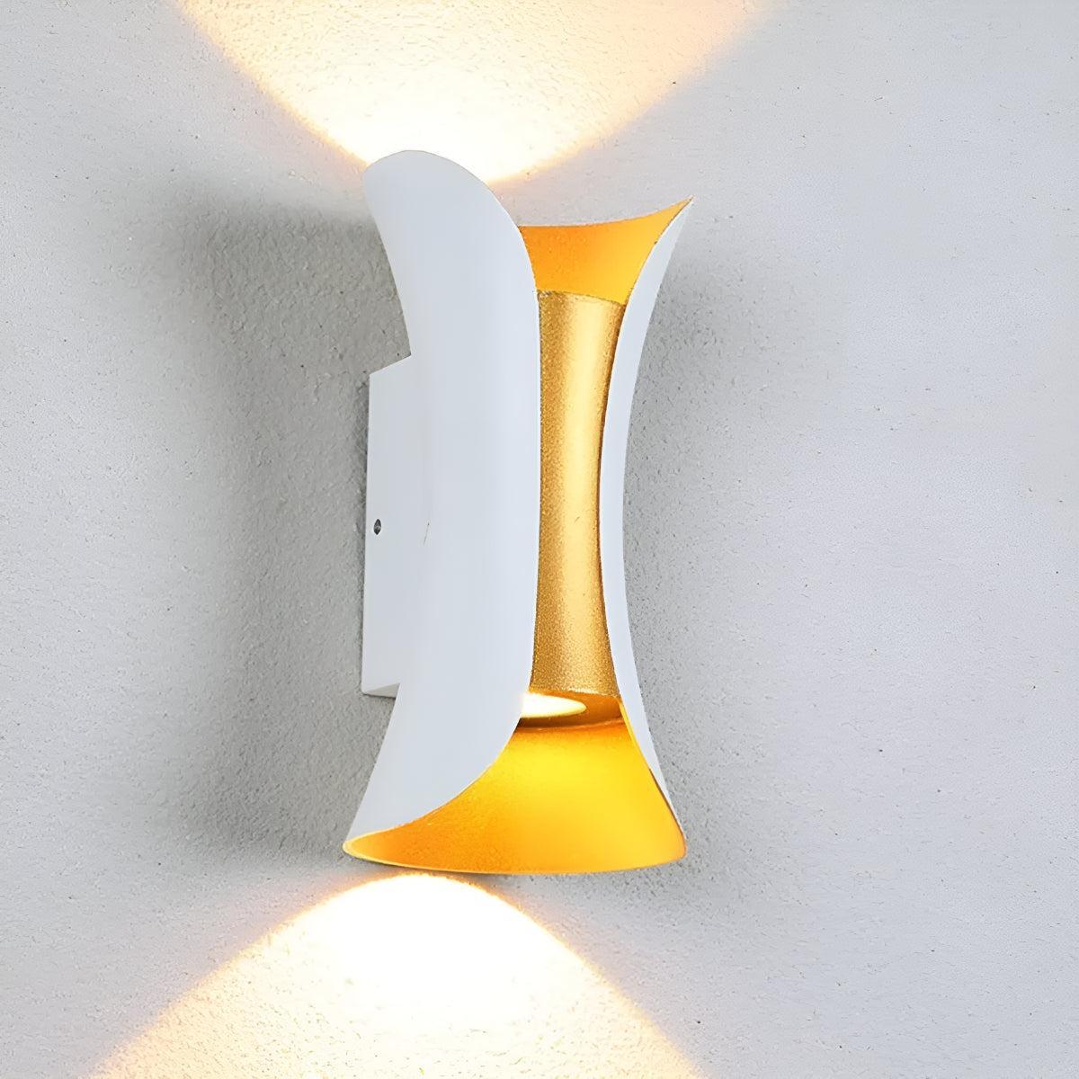 Curved Outdoor Wall Light With Up and Down Fixture