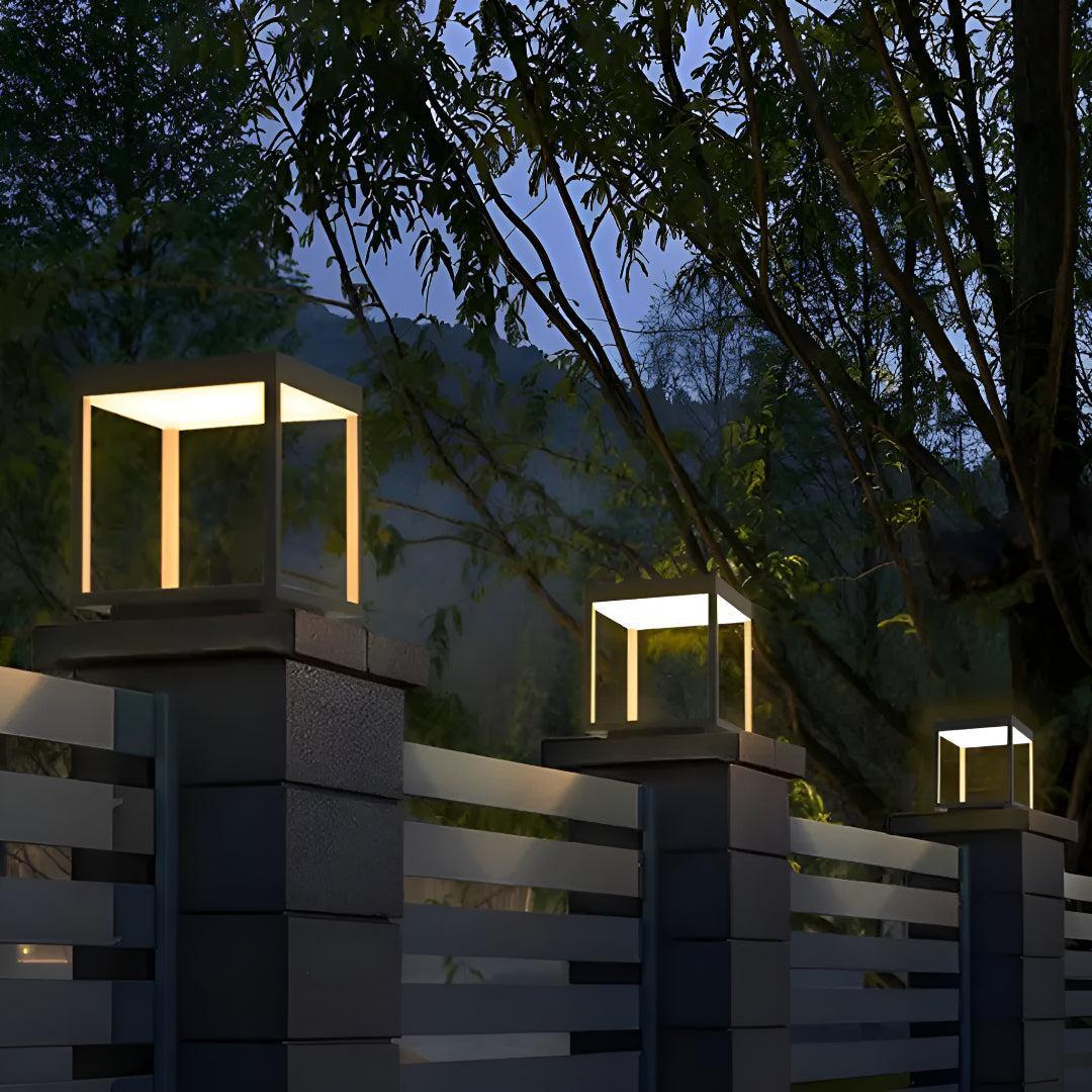 Modern Outdoor Solar Post Light With Open Frame Design